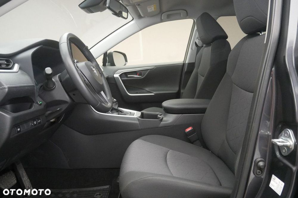 Toyota RAV4 - 12
