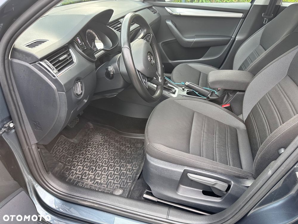 Skoda Octavia 2.0 TDI Ambition DSG - 12