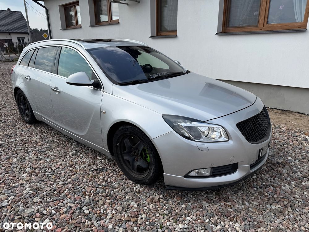 Opel Insignia 2.8 V6 Turbo 4x4 Cosmo - 1
