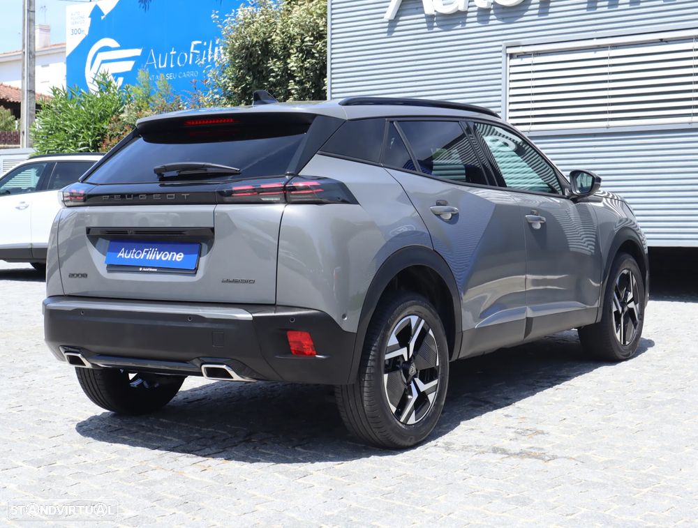 Peugeot 2008 1.2 Hybrid Allure e-DCS6 - 17