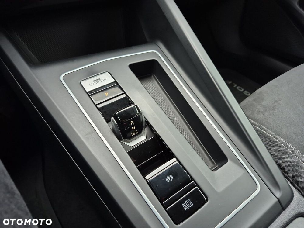 Volkswagen Golf Variant 2.0 TDI Style DSG - 27