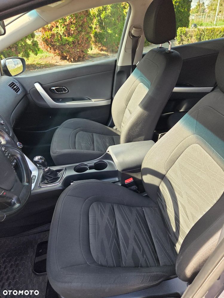 Kia Ceed - 16