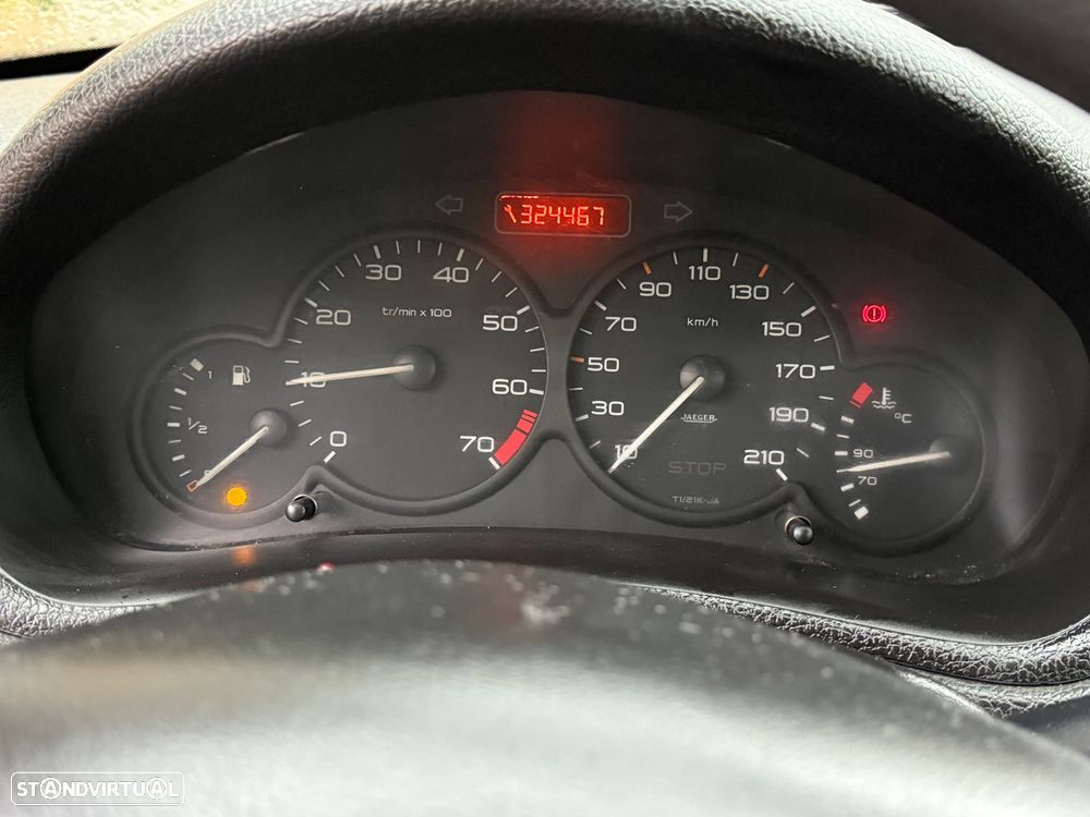 Peugeot 206 1.1 XR Présence - 16