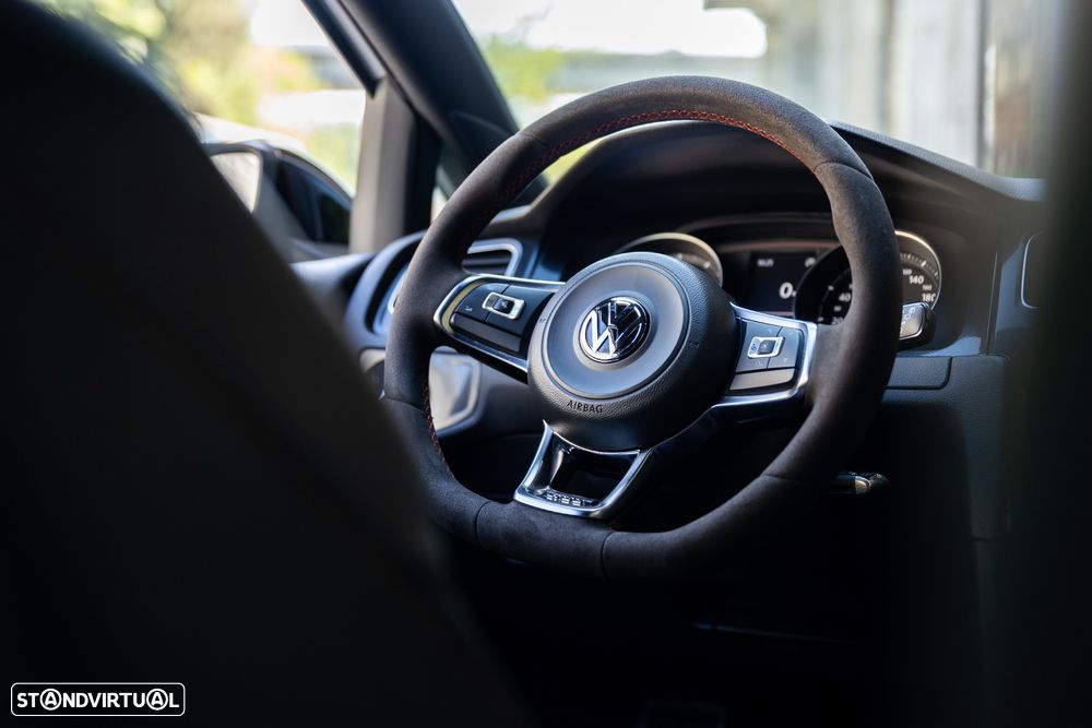 VW Golf GTI Performance BlueMotion DSG - 19