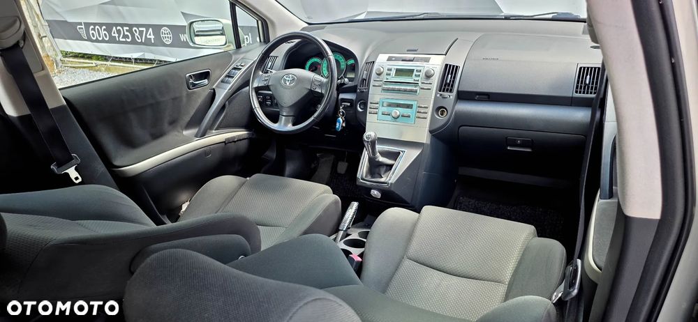 Toyota Corolla Verso 1.8 Luna - 16