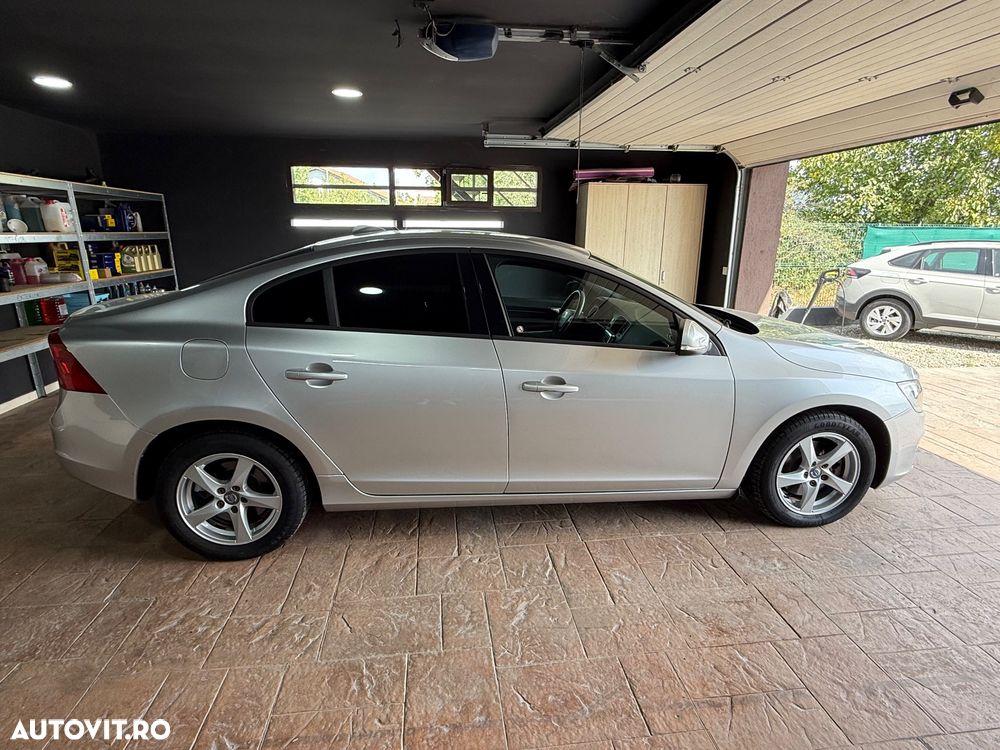 Volvo S60 D4 Summum - 2