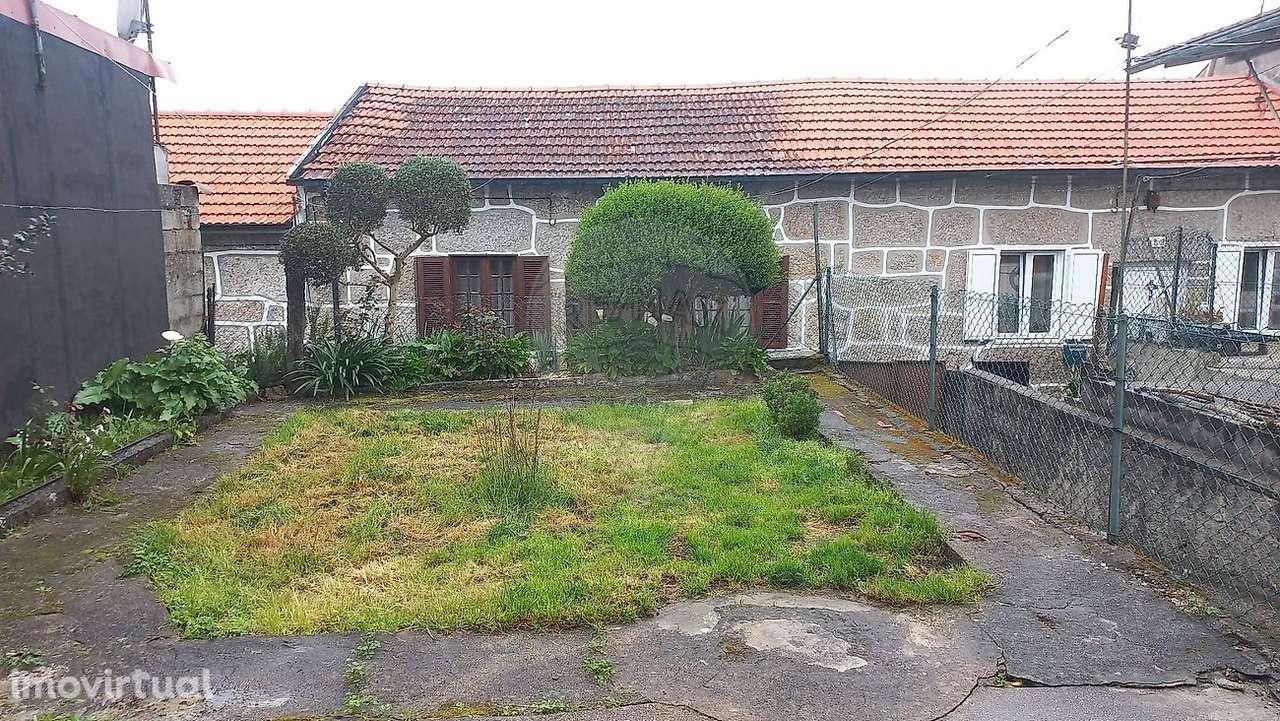 Moradia T2 para venda - Grande imagem: 2/10