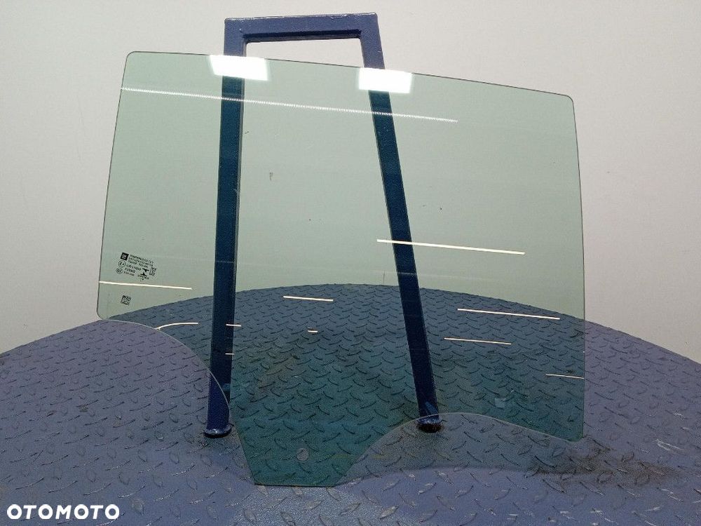 OPEL ASTRA V K HATCHBACK 5D SZYBA DRZWI TYŁ PRAWA  018R - 1