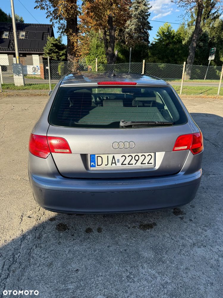 Audi A3 Sportback - 3