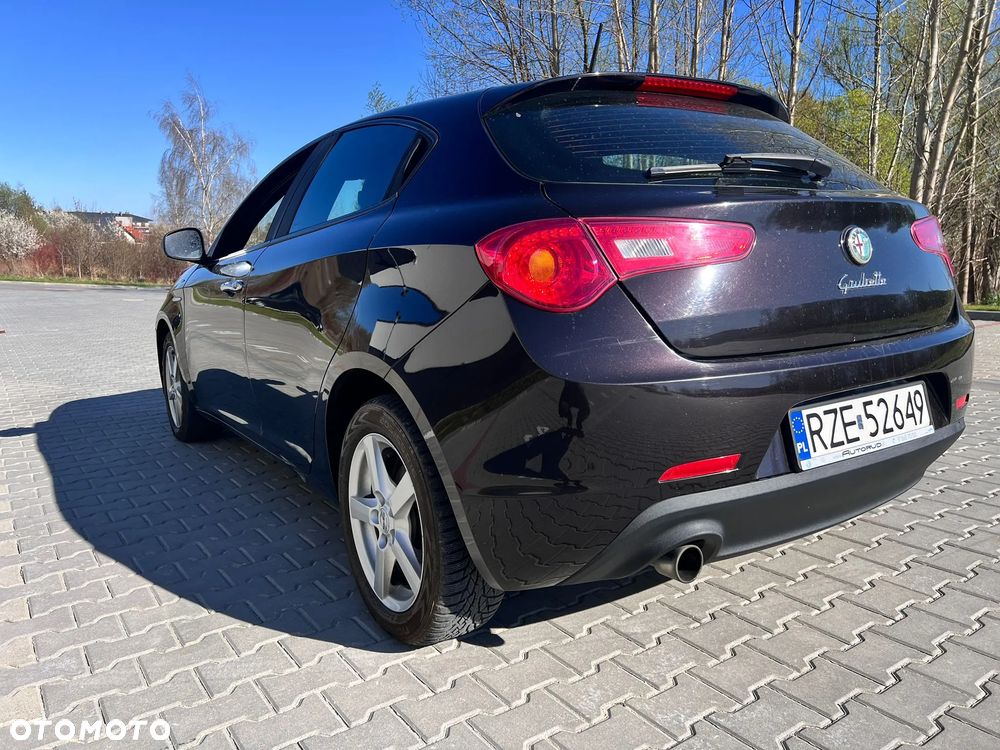 Alfa Romeo Giulietta 1.6 JTDM Veloce - 27