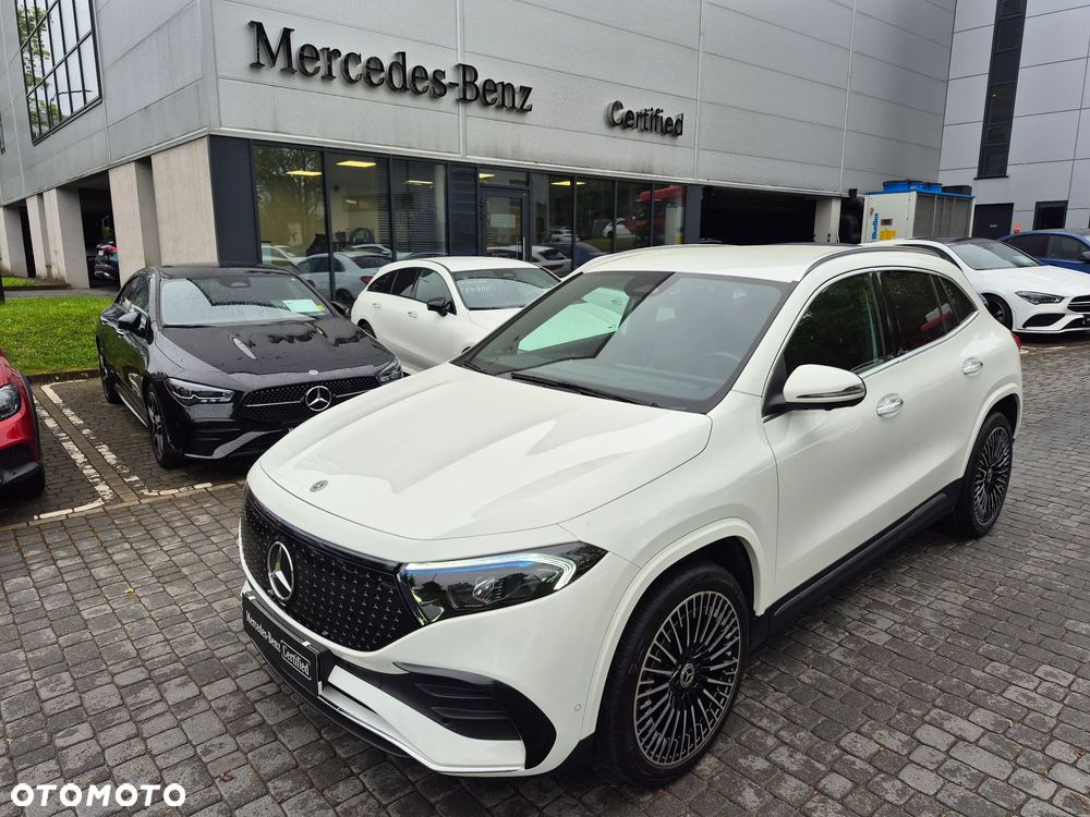 Mercedes-Benz EQA 300 4Matic - 9