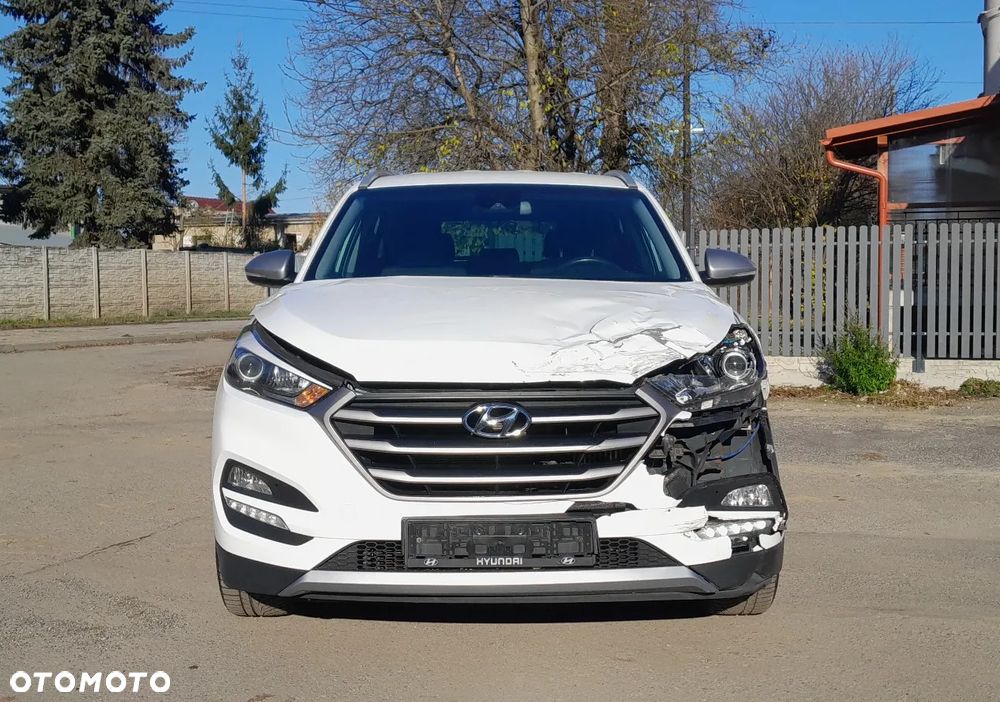 Hyundai Tucson 1.6 Turbo 2WD Go - 2