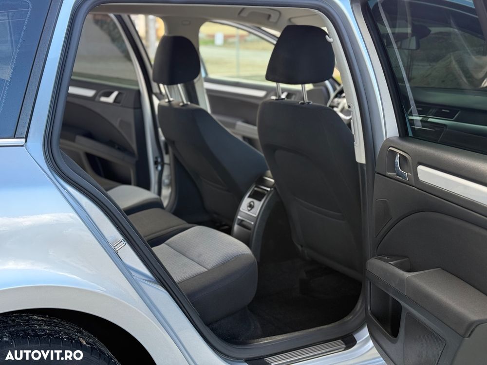 Skoda Superb 2.0 TDI DSG Exclusive - 8