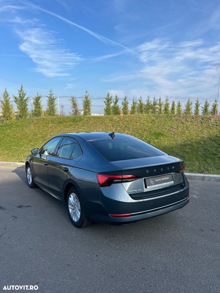 Skoda Octavia 2.0 TDI Ambition - 5