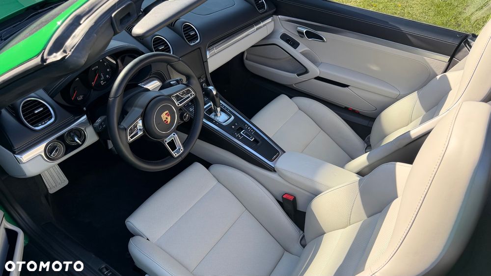 Porsche Boxster - 23