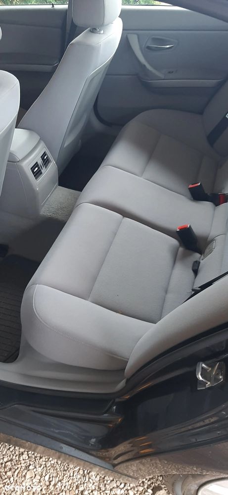BMW Seria 3 320i - 11