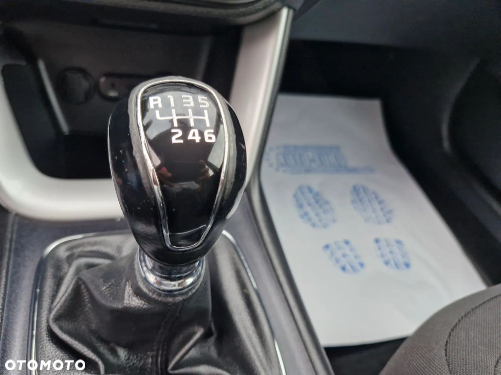 Kia Ceed 1.4 CVVT Attract - 35