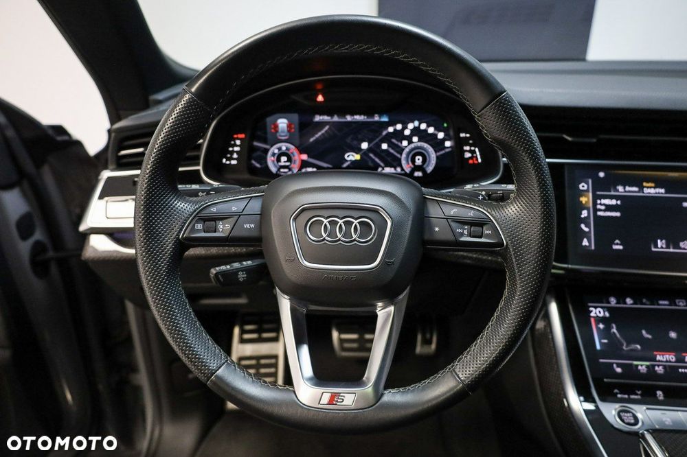 Audi Q8 - 21