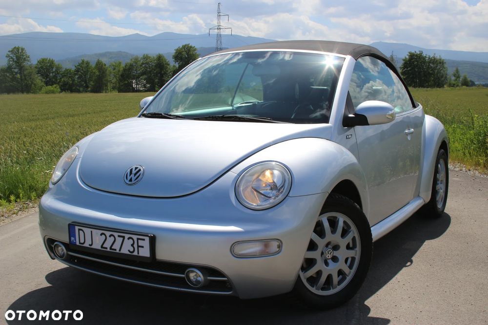 Volkswagen New Beetle - 24