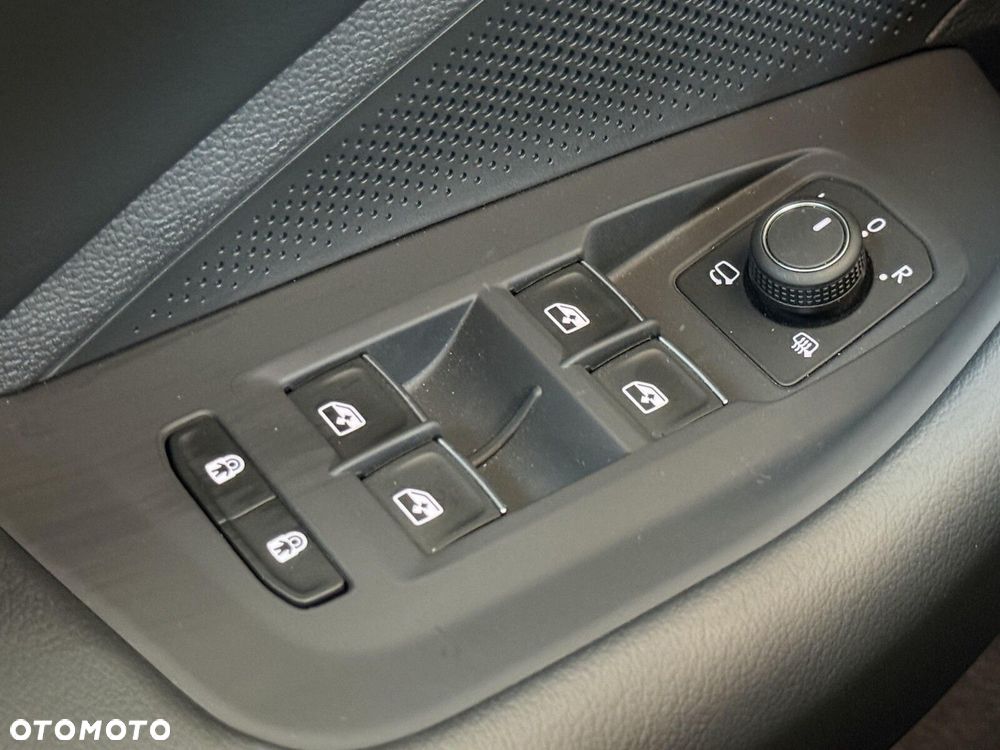Volkswagen Passat Variant 1.5 TSI EVO Business DSG - 28