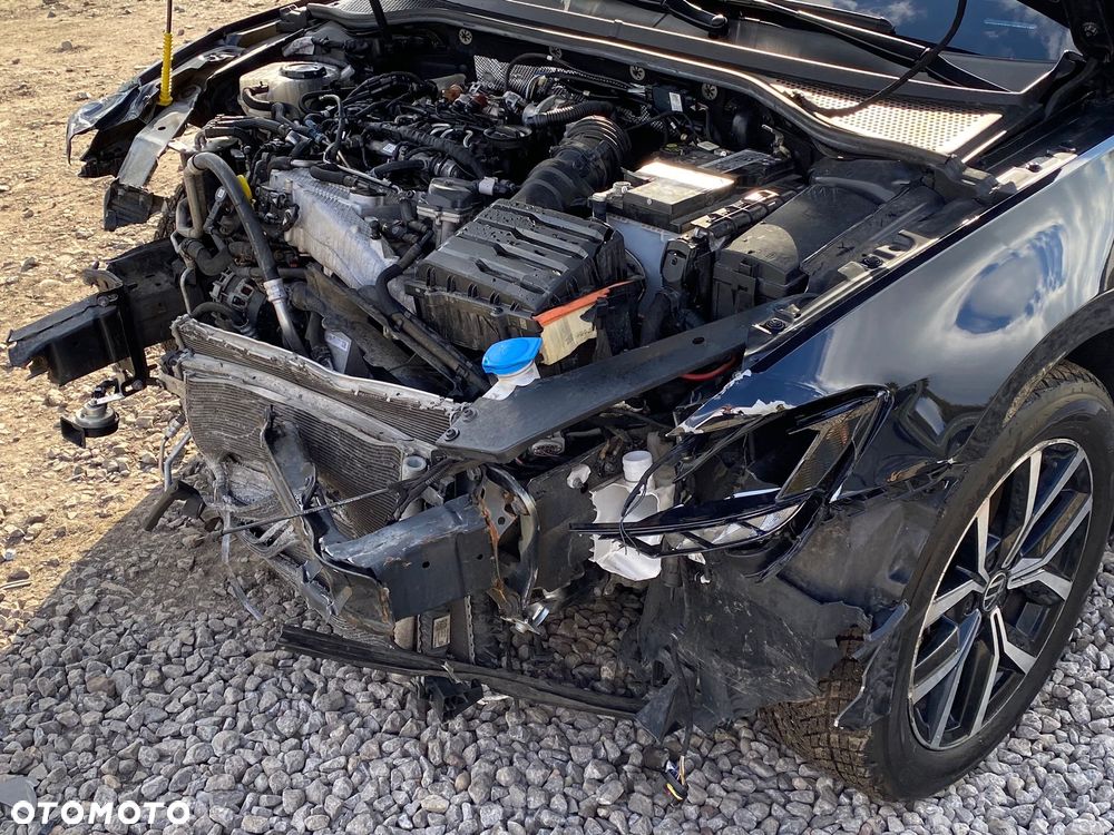 Volkswagen Passat 2.0 TDI Elegance DSG - 4