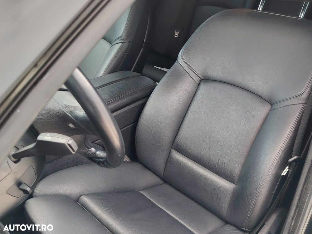 BMW Seria 5 520d Aut. - 24