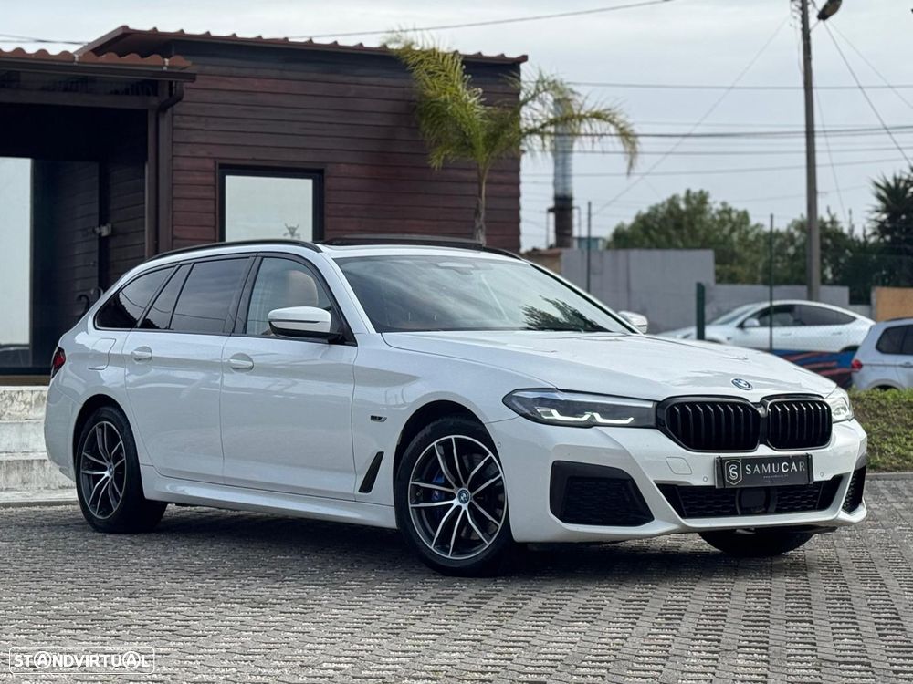 BMW 530 e Pack Desportivo M - 8