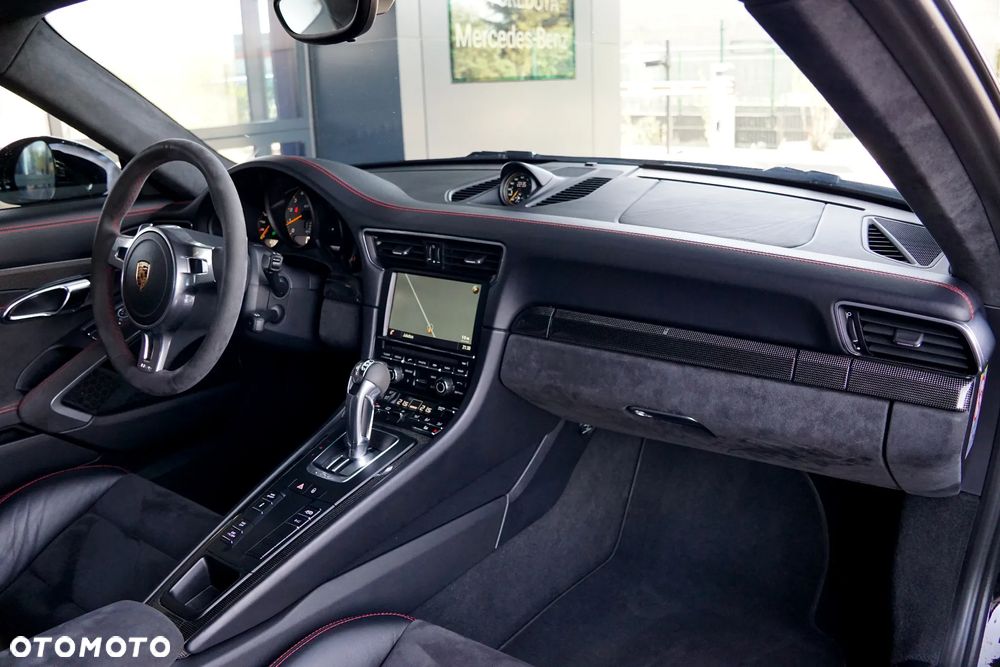 Porsche 911 GT3 - 37