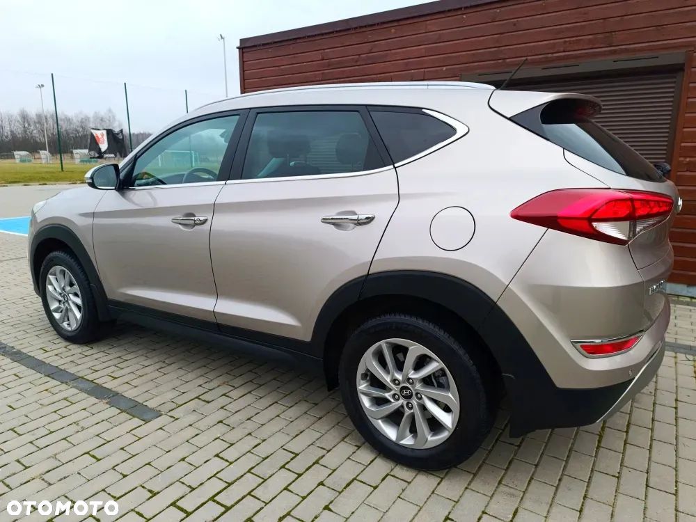 Hyundai Tucson 1.6 GDi Comfort 2WD - 27