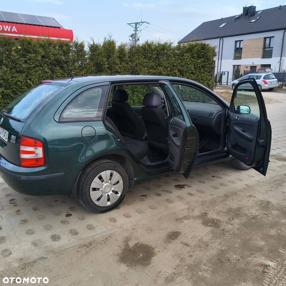 Skoda Fabia 1.4 16V Ambiente - 7