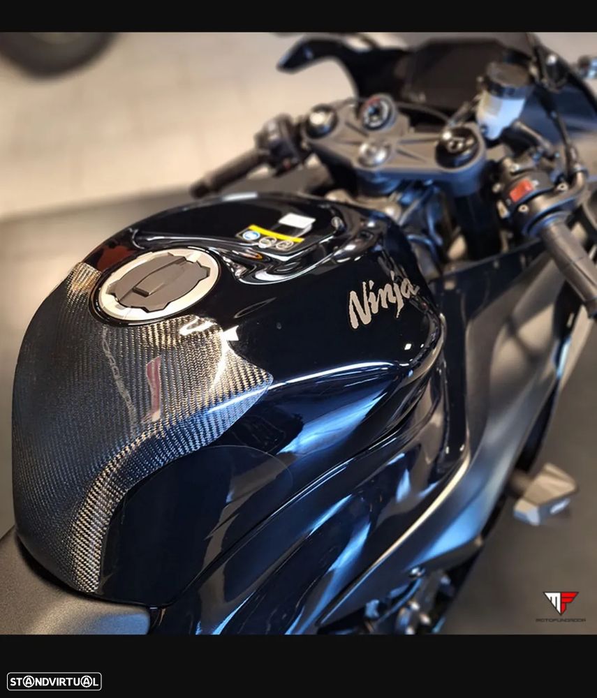Kawasaki ZX - 7