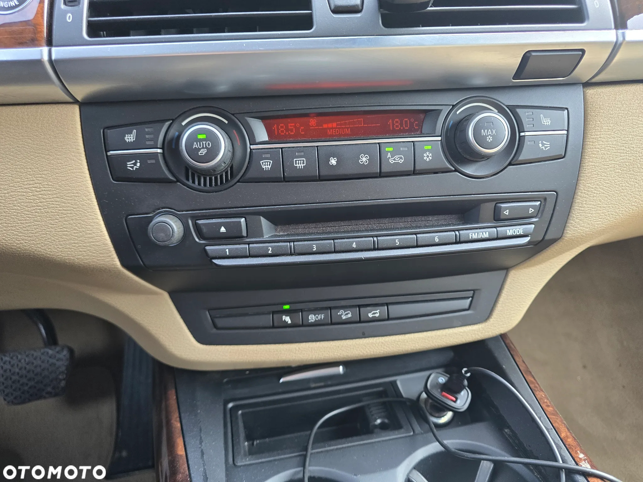 BMW X5 xDrive35i - 16
