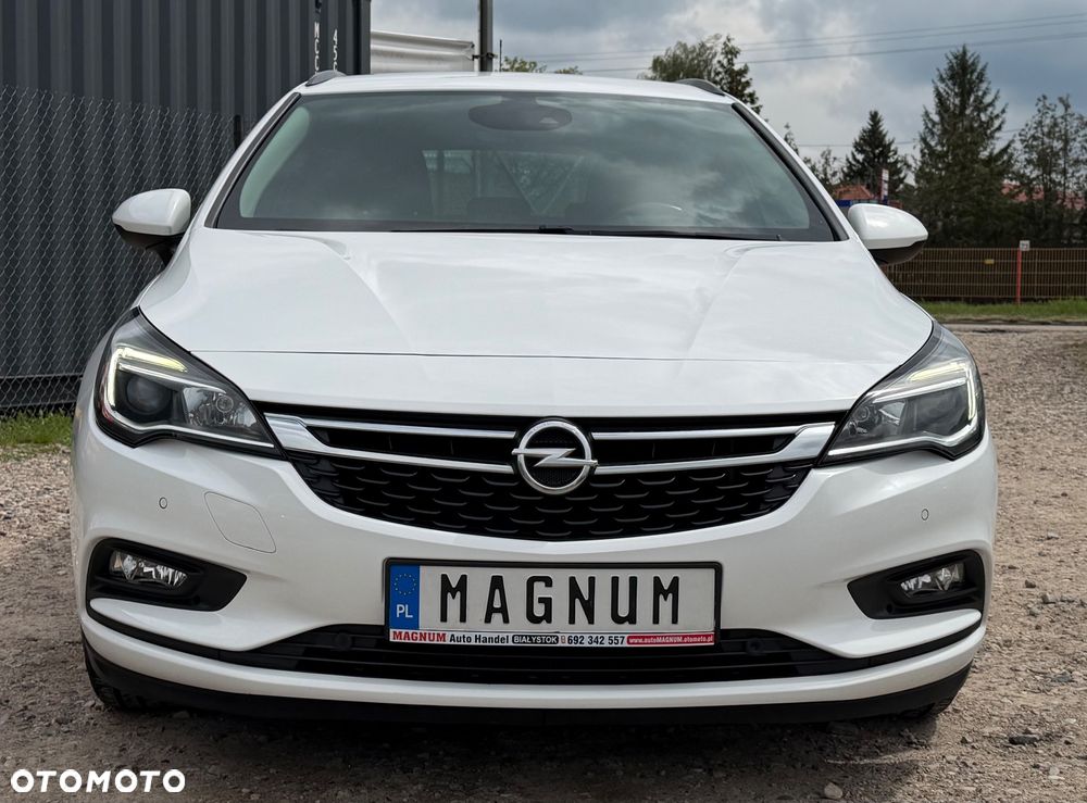 Opel Astra 1.4 Turbo Start/Stop Business - 26