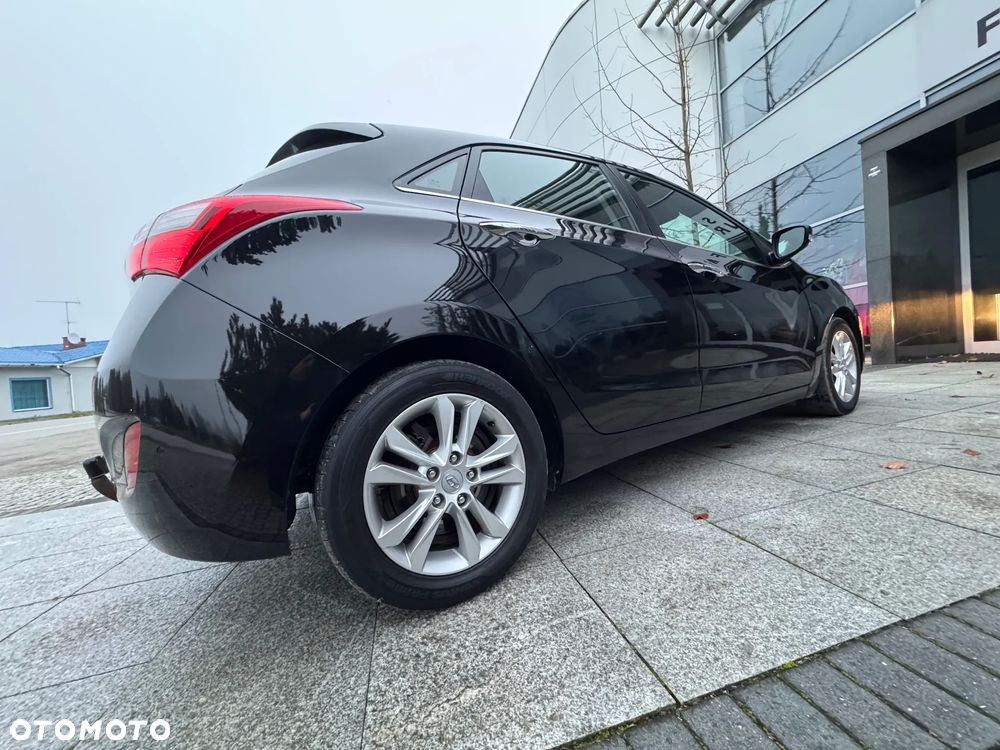 Hyundai i30 1.6 CRDi Premium - 8