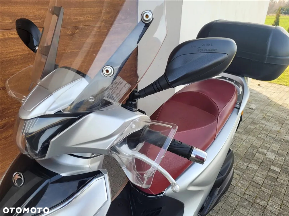 Kymco People - 3