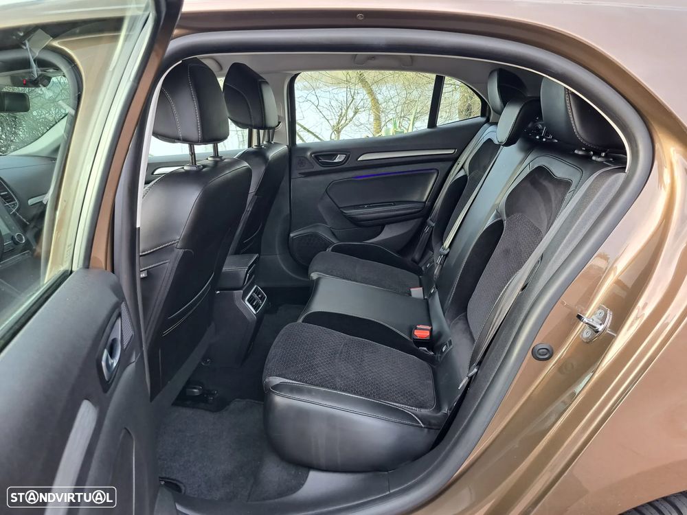 Renault Mégane ENERGY TCe 130 INTENS - 30