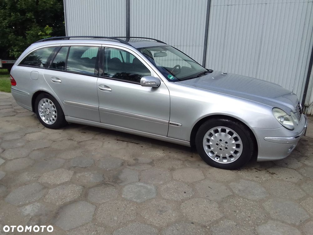 Mercedes-Benz Klasa E - 21