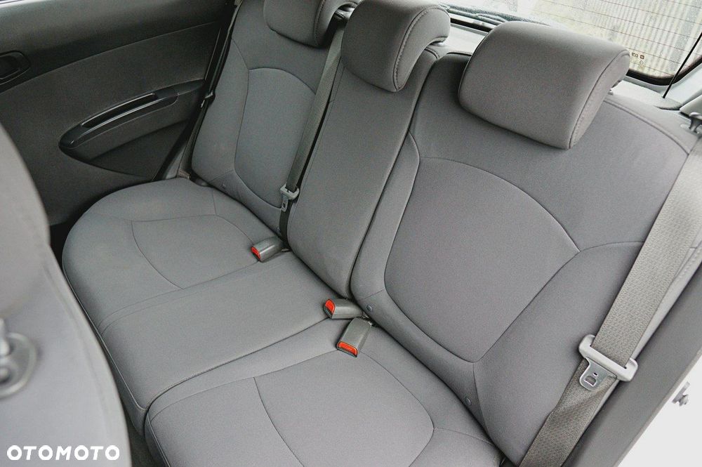 Chevrolet Spark - 12