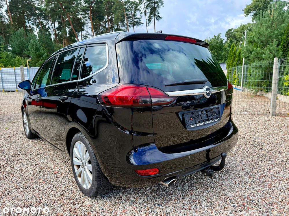 Opel Zafira - 10