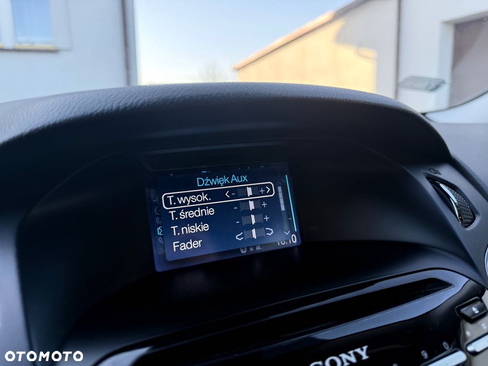 Ford Focus 1.6 EcoBoost Titanium - 21