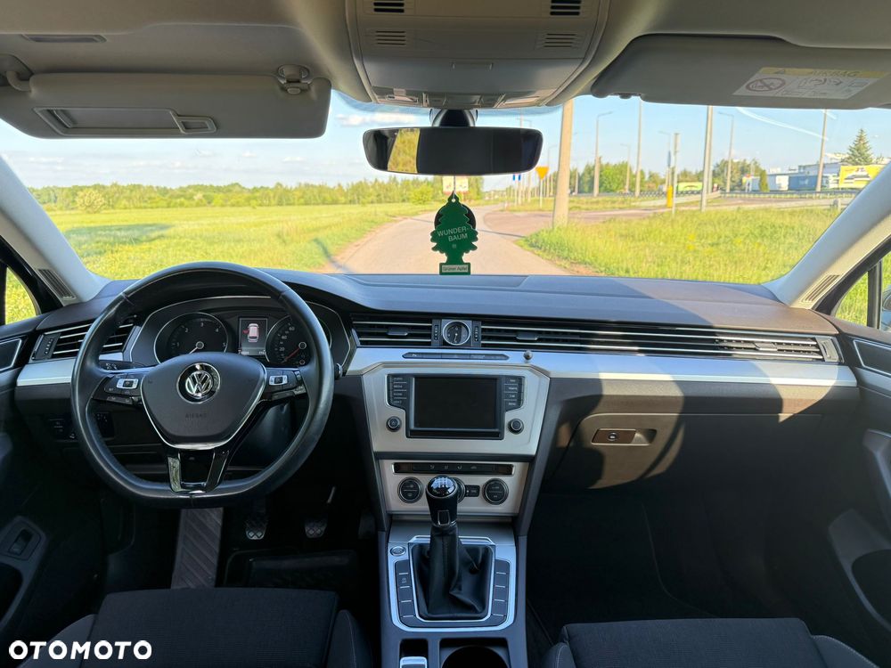 Volkswagen Passat 1.6 TDI (BlueMotion Technology) Comfortline - 9
