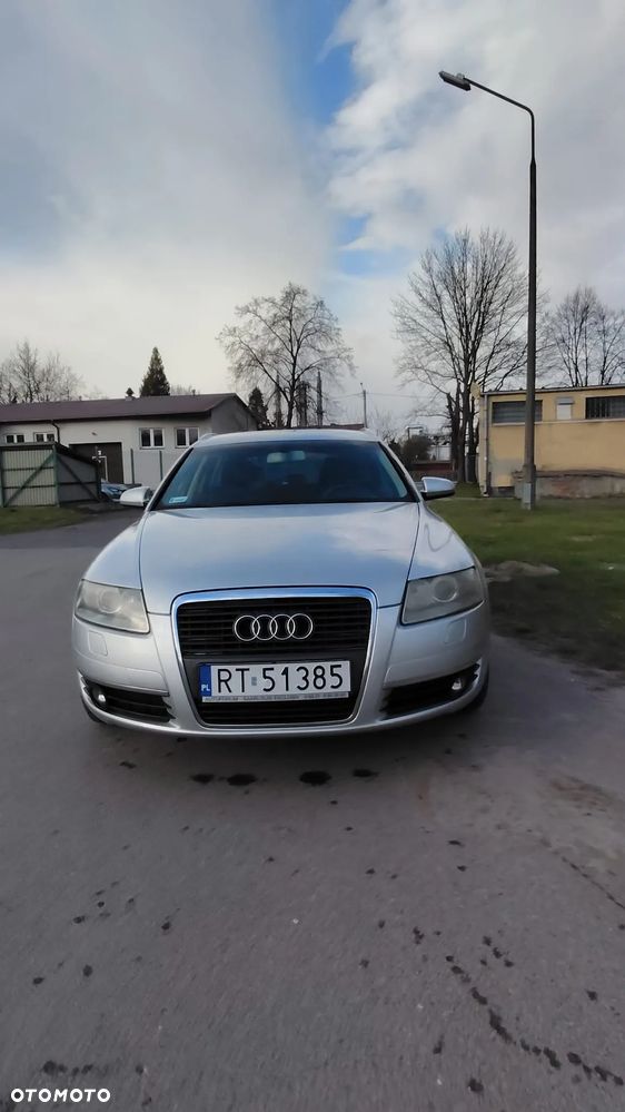 Audi A6 Avant 2.4 - 2