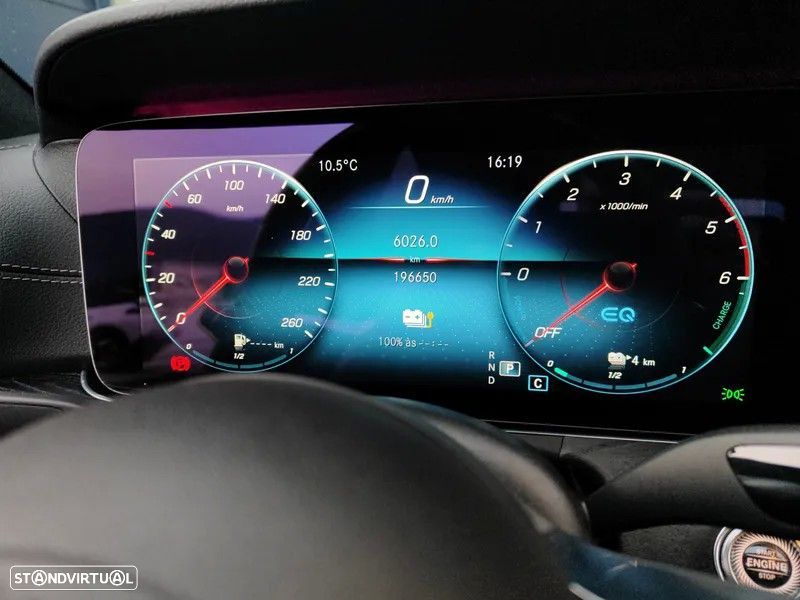 Mercedes-Benz E 300 de AMG Line - 24