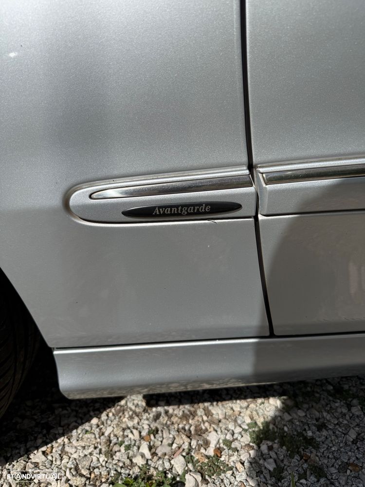 Mercedes-Benz CLK 320 CDi Avantgarde Aut. - 5