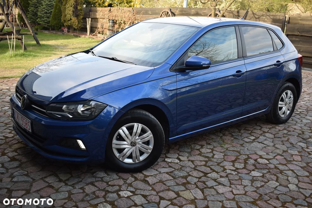 Volkswagen Polo - 1