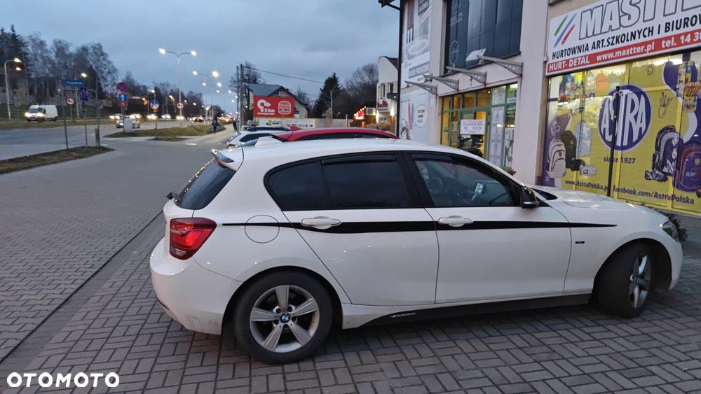 BMW Seria 1 114i Sport Line - 13