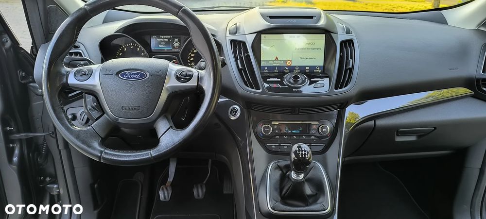 Ford Kuga 1.6 EcoBoost 2x4 Individual - 21
