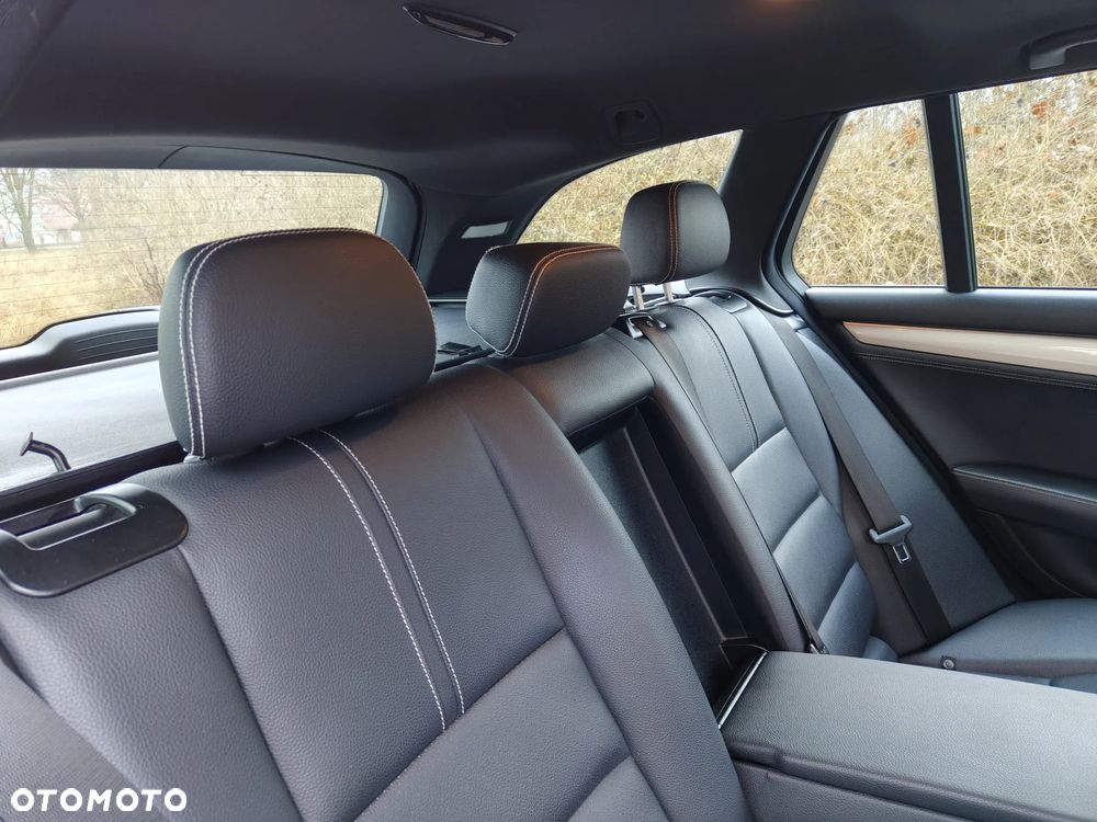 Mercedes-Benz Klasa C 220 CDI 7G-TRONIC Avantgarde Edition - 31