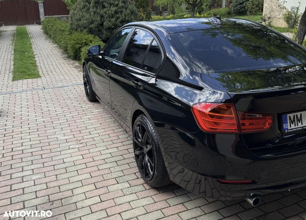 BMW Seria 3 320d xDrive Aut. - 1