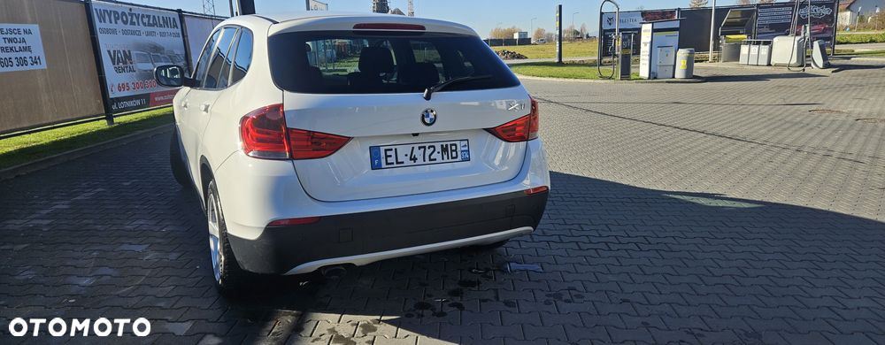 BMW X1 xDrive18d - 14